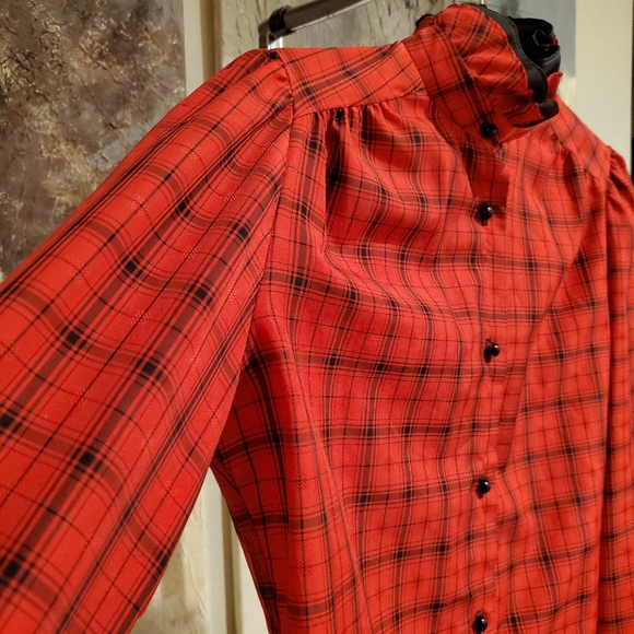 VINTAGE Willowridge High Ruffle High Neck Secretary Blouse Size 8 Red & Black - Picture 3 of 8